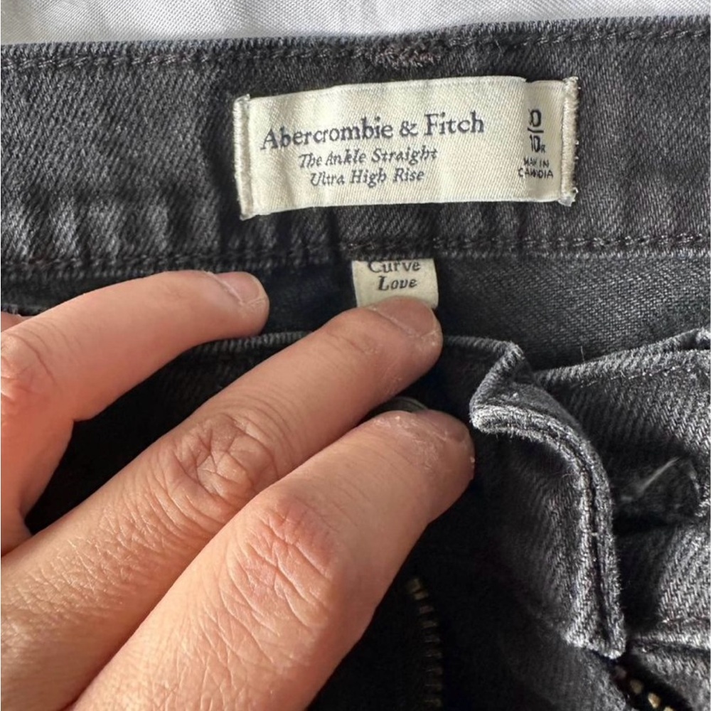 Abercrombie curve love ultra high rise ankle straight jeans